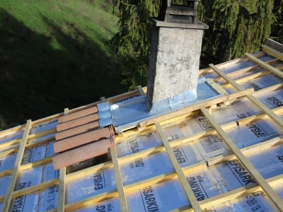 Abergement zinc sur mesure en cours de réalisation, Chagnol Vincent Zingueur Ardèche.JPG