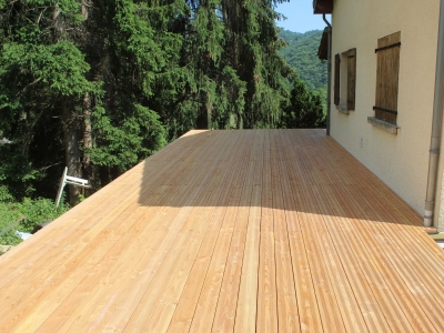 Après la pose des lames de terrasse en bois Douglas.JPG