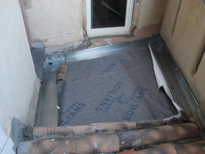 Ecran de sous toiture en protection supplémentaire, sur contrelatte de ventilation.JPG