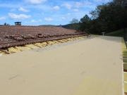 Photo Un produit combinant performance thermique à faible épaisseur et confort d’été pour une isolation sarking en sud Ardèche